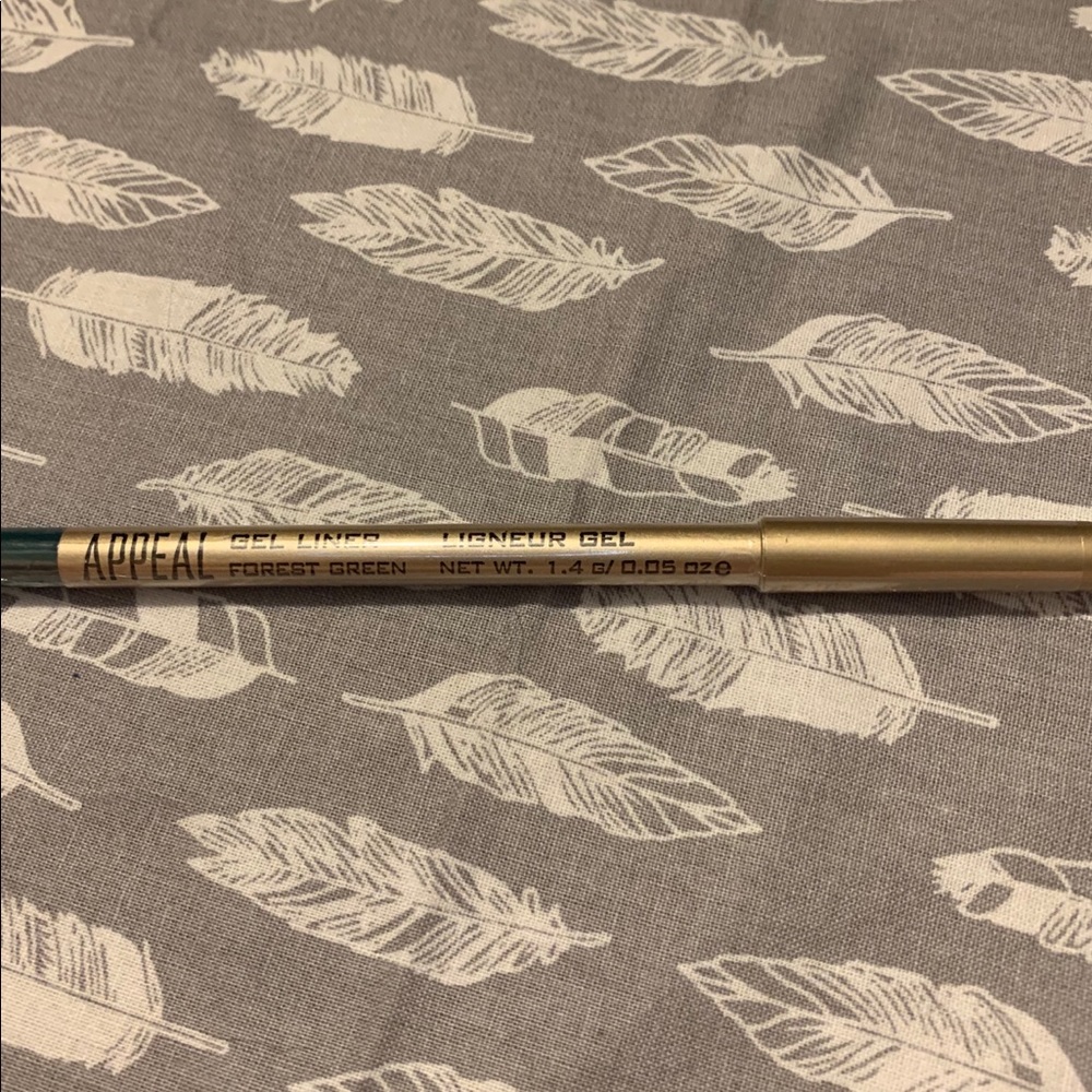 ⭐️5 for $25⭐️Appeal Cosmetics Gel Liner in Forest Green